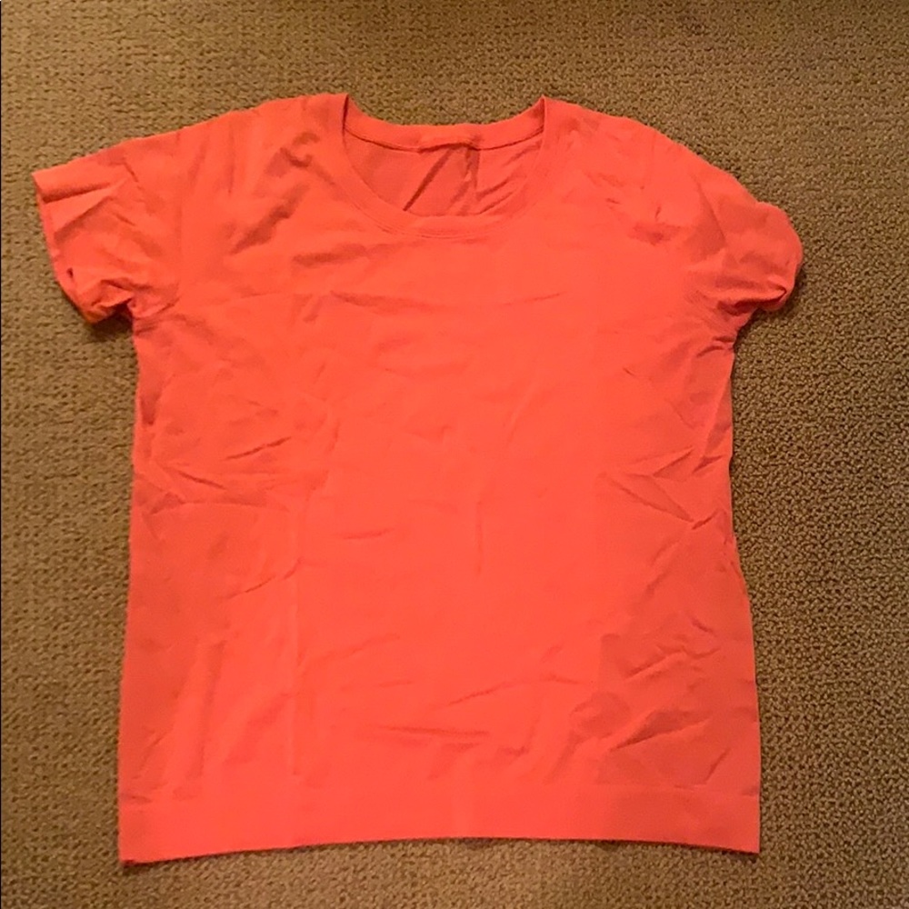 Lululemon Relaxed Swiftly Tech Short sleeve